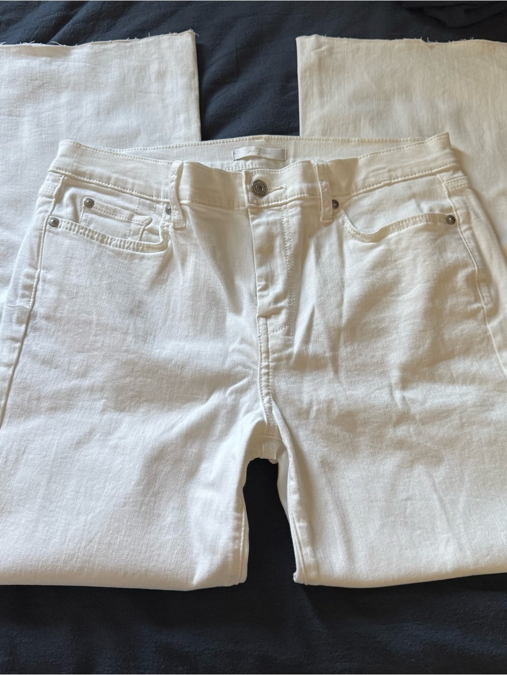 7 for all mankind white pants